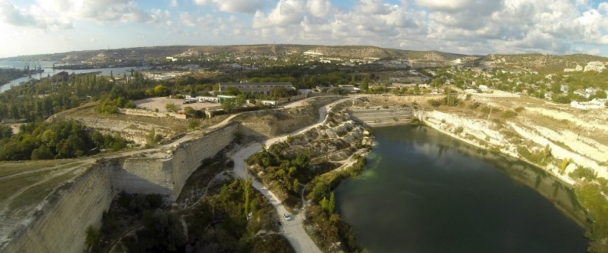 Старые карьеры Крыма для туризма, кино и образования Старые карьеры Крыма для туризма, кино и образования