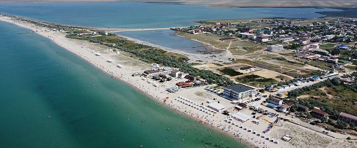 Песчаные пляжи п.Штормовое - одни из лучших в Крыму. Песчаные пляжи п.Штормовое - одни из лучших в Крыму.