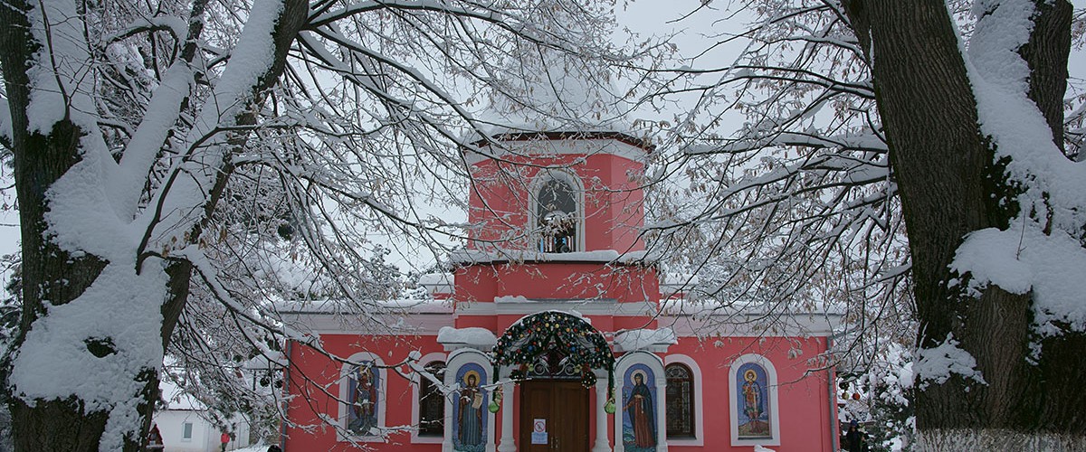 Топловский женский монастырь. Зимний вечер в Крыму Топловский женский монастырь. Зимний вечер в Крыму