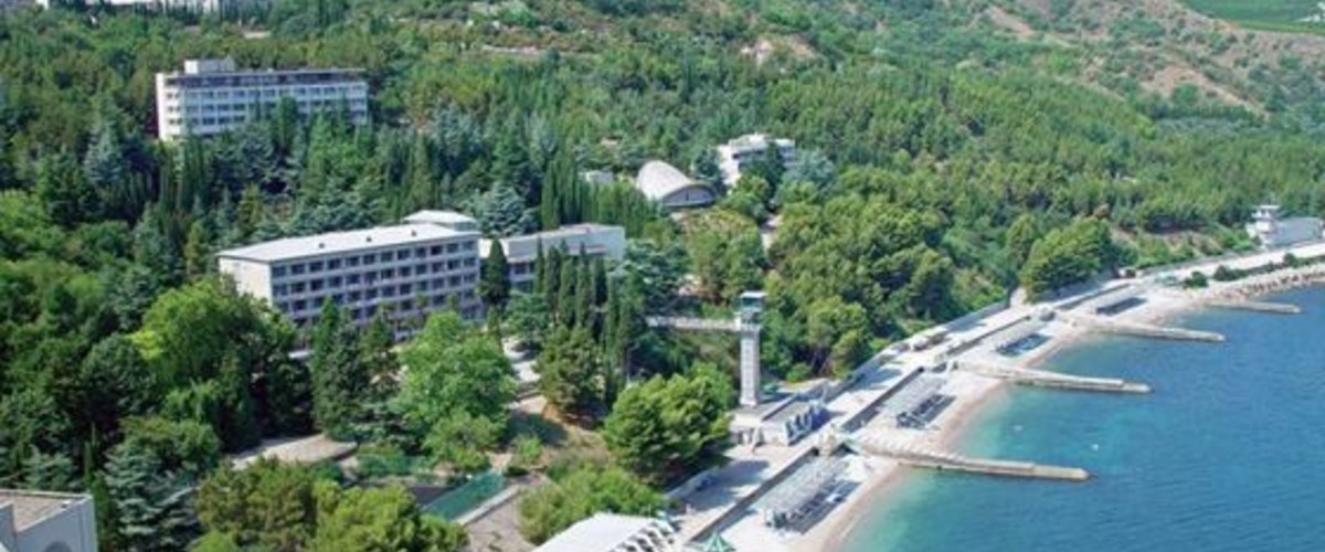 Южный берег Крыма не только отдых. Санаторное лечение круглый год! Южный берег Крыма не только отдых. Санаторное лечение круглый год!
